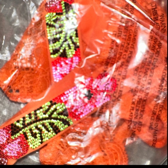 VS Lace Shine Thong in Vibrant Orange – NWT - Picture 3 of 4